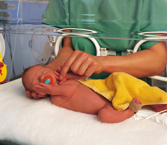 NUK Schnuller für Frühgeborene im Klinikeinsatz